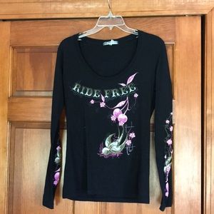 Women’s long sleeve black shirt